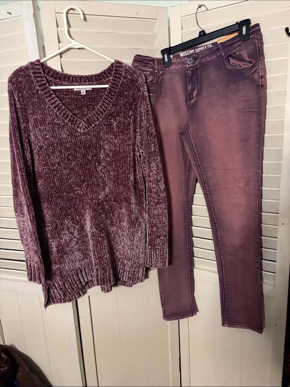 Two piece outfit including NWT Mossimo skinny jeans and an Orvis sweater